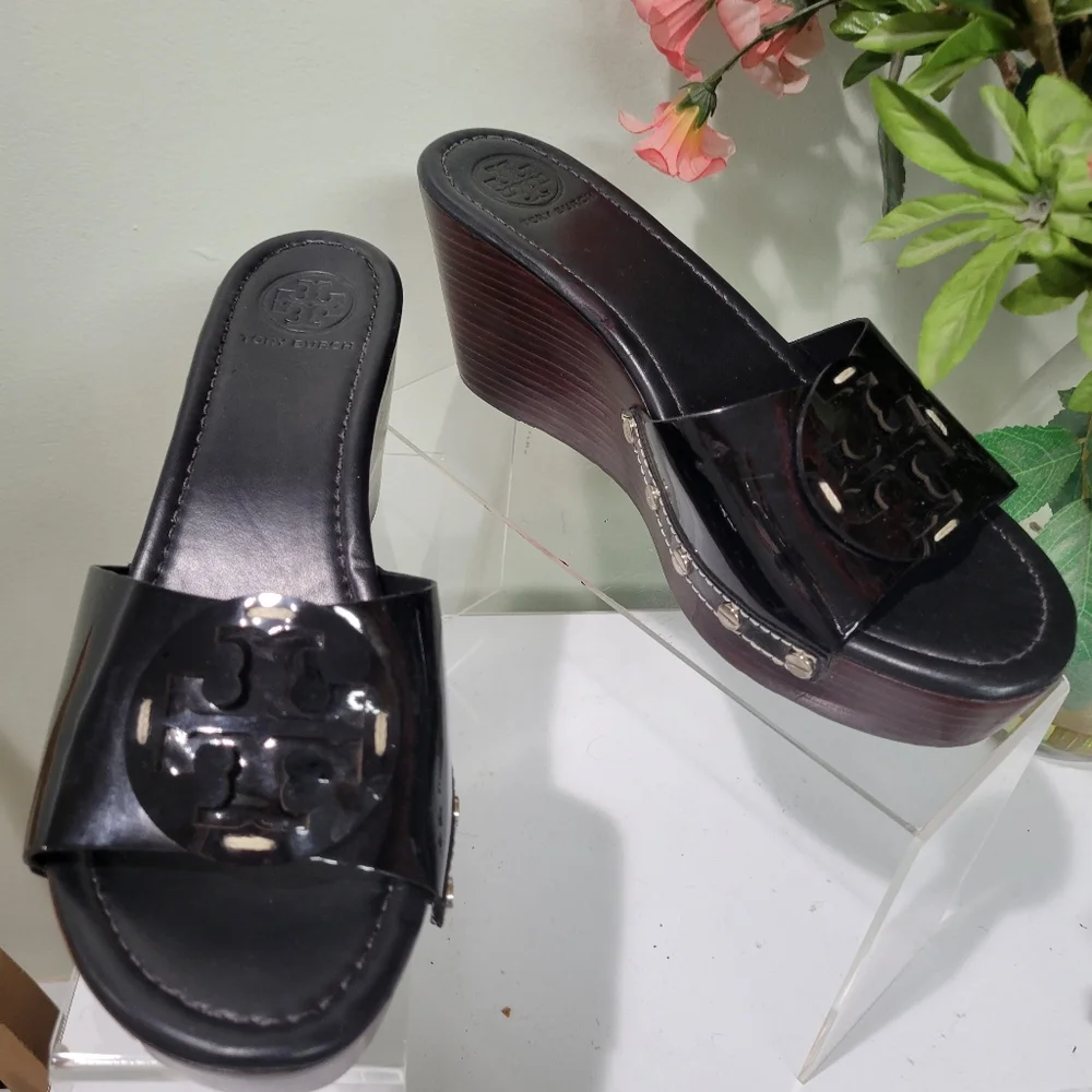 Tory Burch Patty Black Patent Wedge Slide Sandals 9 M Platform Shoes - Picture 11 of 13